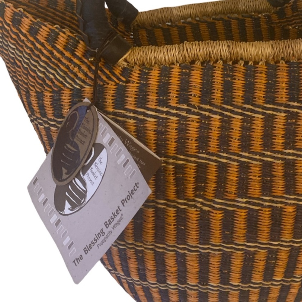 Blessing Handwoven Basket Bag with Black Orange Accents- 18 x9x5 drop 5 NWT l - Picture 4 of 5